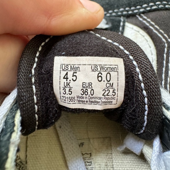 Vans Old Skool Shoe Women’s size 6 - Picture 5 of 5